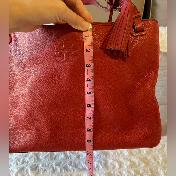 Tory Burch Red Thea Center-Zip Leather Hobo Tote Bag - Picture 14 of 16